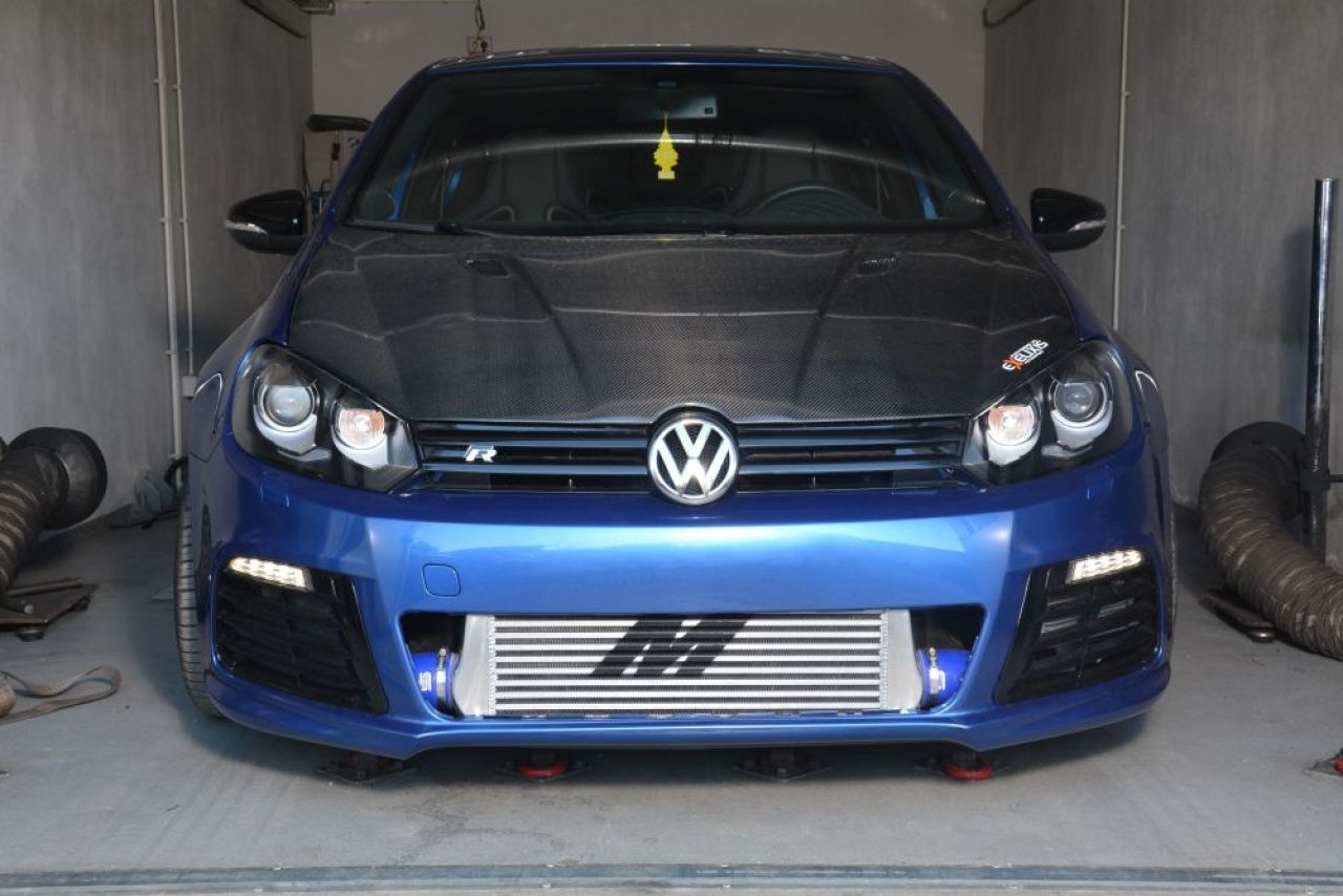 Cum arata Golf-ul tunat de fiul lui Dragnea cu 80.000 de euro! Are cel mai PUTERNIC motor din lume! VIDEO_1
