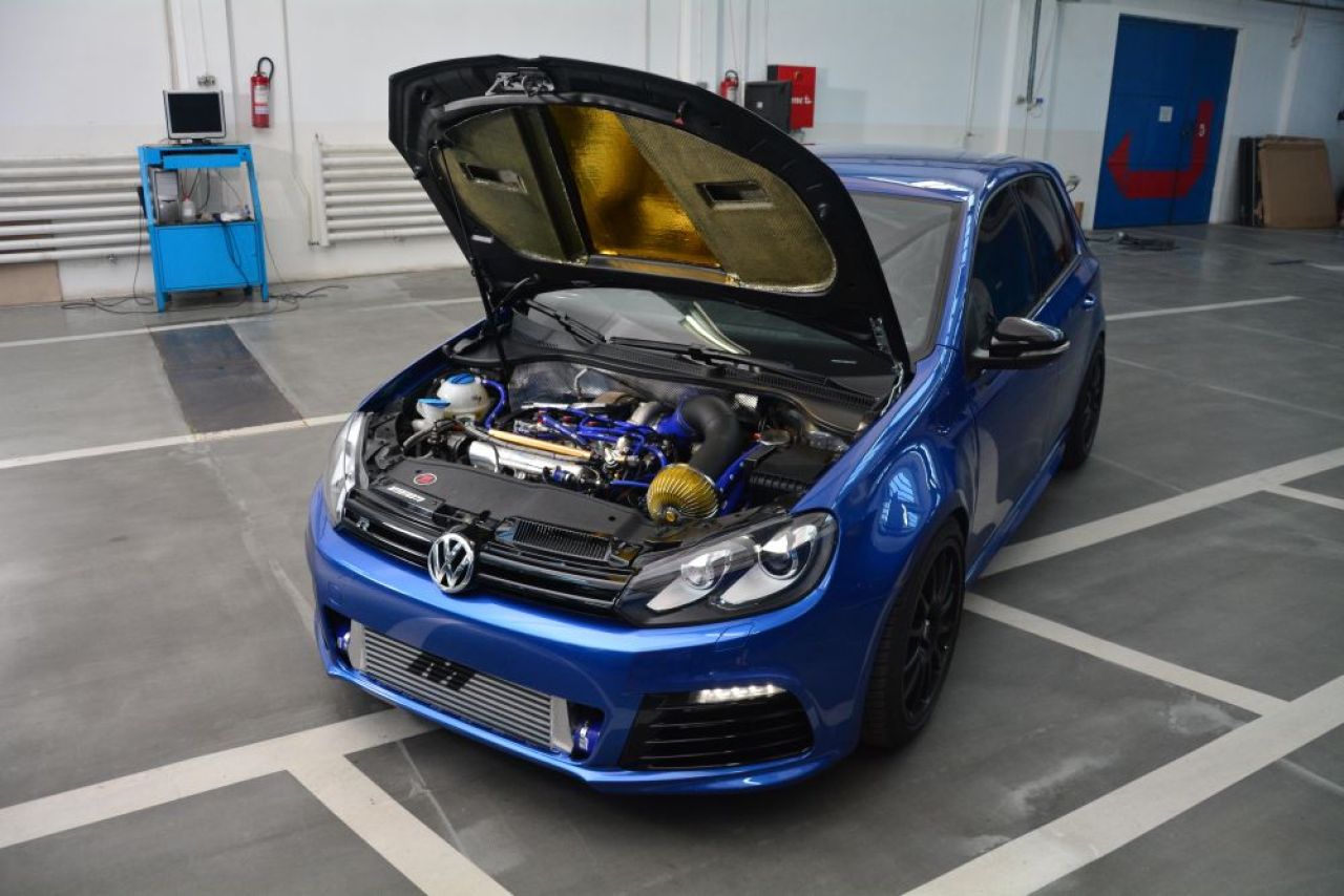 Cum arata Golf-ul tunat de fiul lui Dragnea cu 80.000 de euro! Are cel mai PUTERNIC motor din lume! VIDEO_4