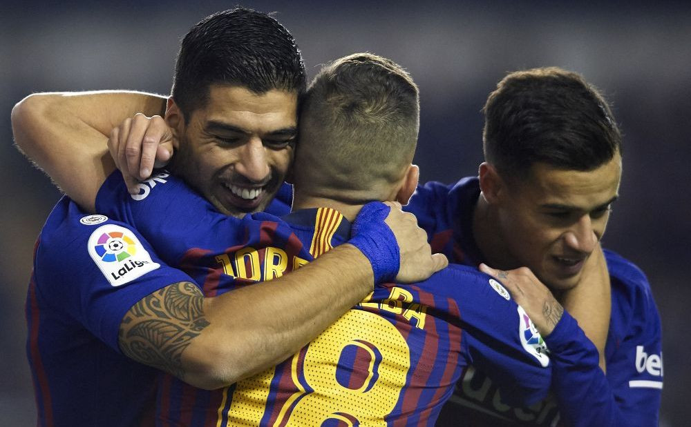 Casa unui star de la Barcelona a fost jefuita inainte de meciul cu Inter! Familia fotbalistului se afla in casa