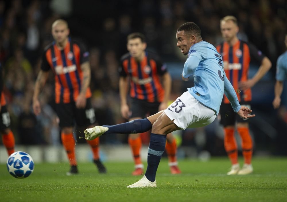Gest incredibil al englezilor dupa marea RUSINE din UEFA Champions League! Au schimbat rezultatul unui meci pe prima pagina