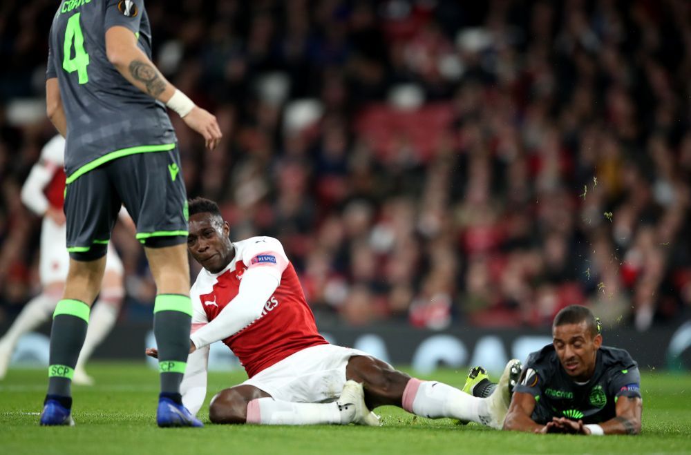 Imagini IMPOSIBIL de privit! Welbeck SI-A RUPT piciorul si rateaza tot sezonul! Reactia de groaza a jucatorilor lui Arsenal cand au vazut accidentarea_2