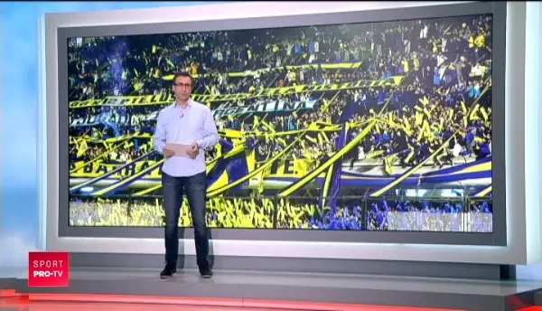 Fierbinte si amenintatoare! Cea mai sexy fana a lui Cristiano Ronaldo s-a pozat cu pistolul la tampla!_2