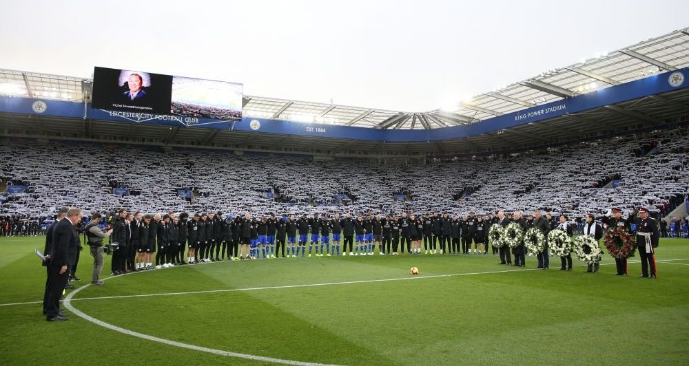 Moment incredibil la Leicester in timpul marsului pentru patronul Vichai Srivaddhanaprabha! Ce a aparut deasupra stadionului: GALERIE FOTO_8