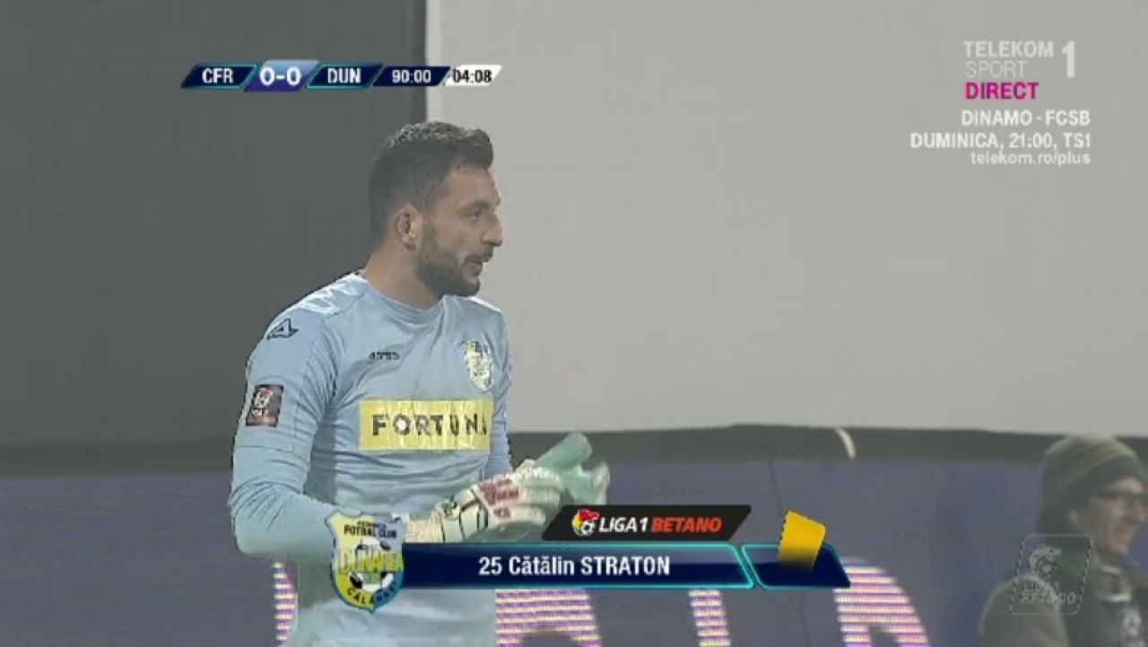 CFR 0-0 CALARASI | Prostie MAXIMA! Cea mai stupida eliminare a anului in Romania: s-a luat de propriul portar si a luat rosu, desi abia intrase pe teren_3