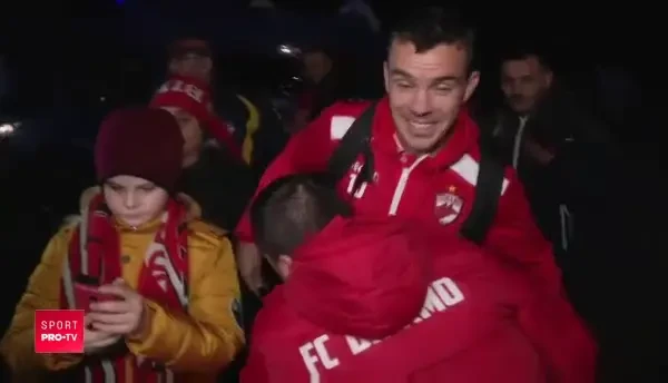 Nistor, luat in brate de un fan dupa derby-ul cu FCSB