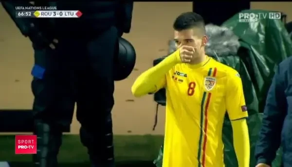 VIDEO | Moment istoric: Ianis debuteaza pentru nationala la 35 de ani de la debutul tatalui sau!