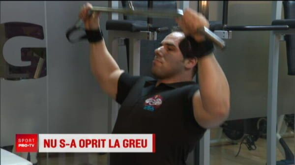 El e romanul care traieste visul american! A fost paralizat, a ajuns campion la culturism, iar acum e manager de hotel in New York