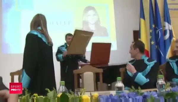 Sotia unui star din Premier League, vazuta in compania lui Anthony Joshua! Boxerul neaga apropierile, desi tanara arata SENZATIONAL!_13