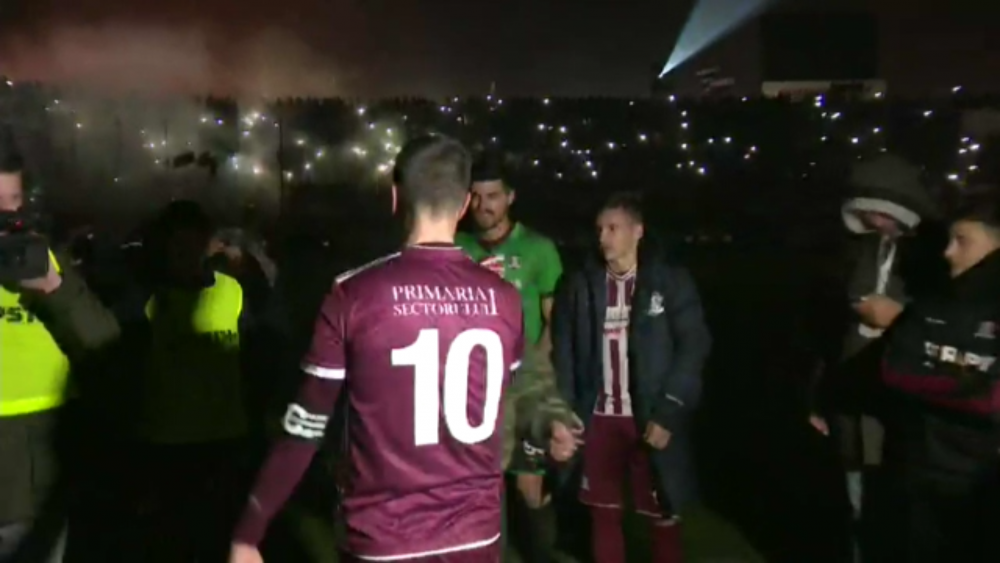 ADIO, GIULESTI! ULTIMUL MECI pe vechiul Rapid! Show TOTAL pe stadion: S-a stins nocturna, Pancu, IN GENUNCHI in fata fanilor!!! Imagini emotionante_7
