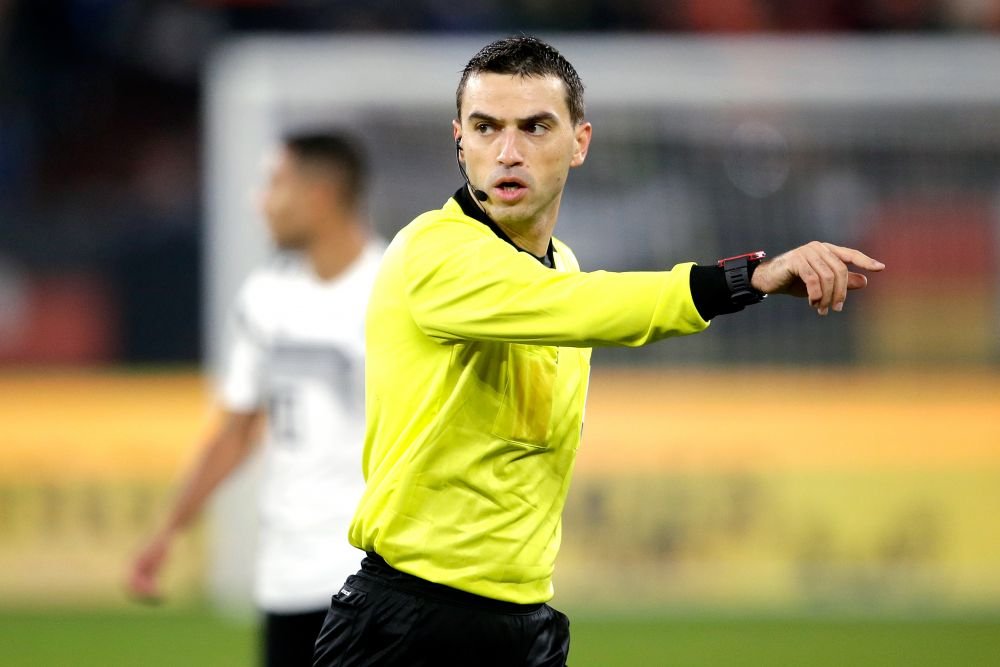 La o saptamana de la momentul cumplit al pierderii mamei, Hategan e trimis de UEFA la un nou meci din Champions League! Ce partida va arbitra