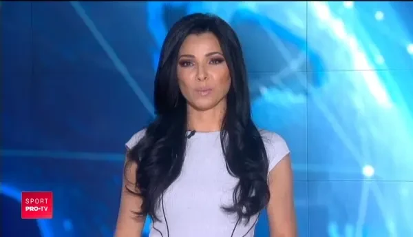 Au aparut noi IMAGINI din camera de hotel a lui Foden si Greenwood! Cum arata BOMBELE care i-au ispitit pe cei doi internationali englezi! Starul lui City, prins in fundul gol :)_2