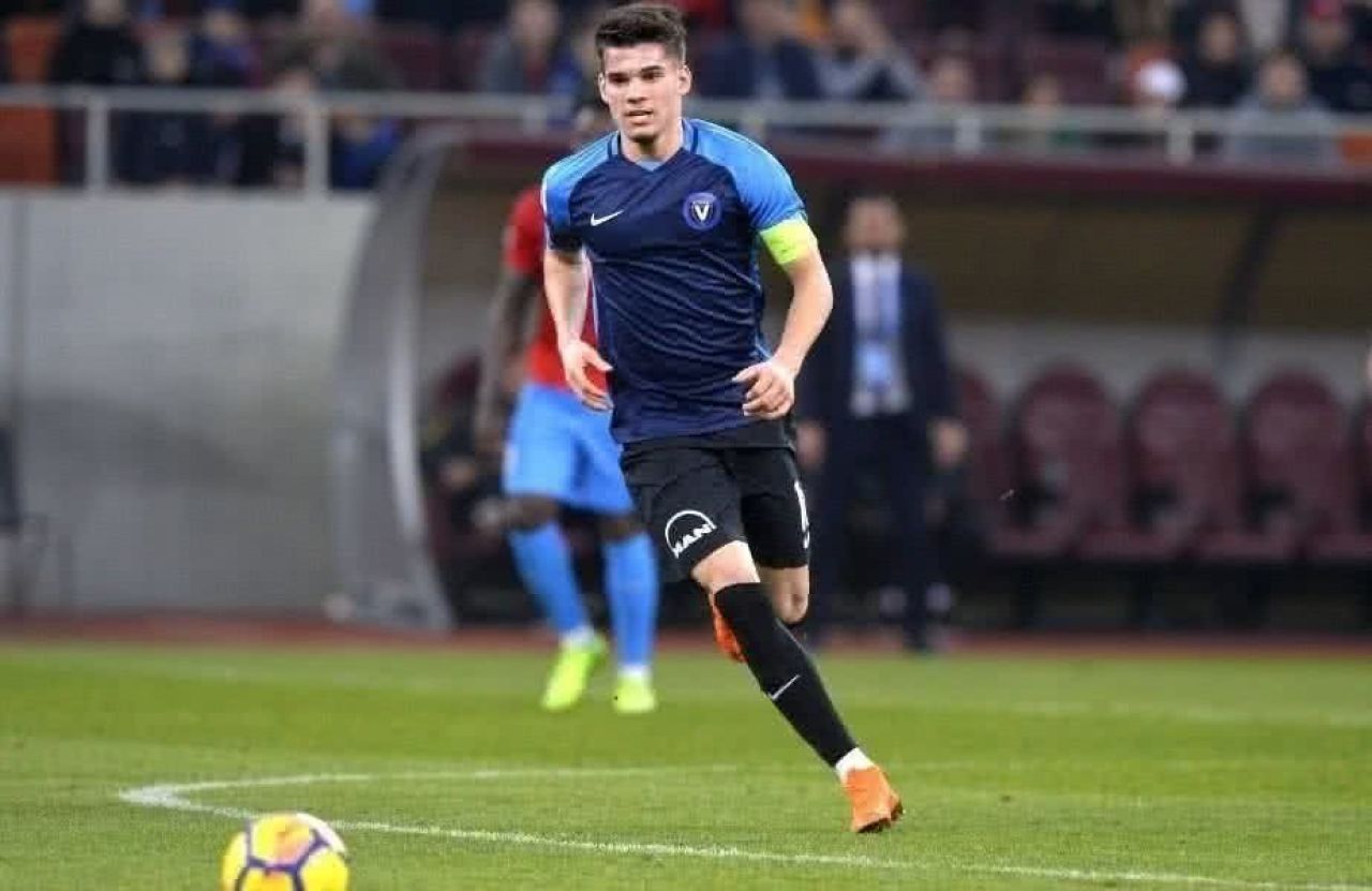 (P) Rednic schimba foaia inainte de meciul cu Viitorul_4