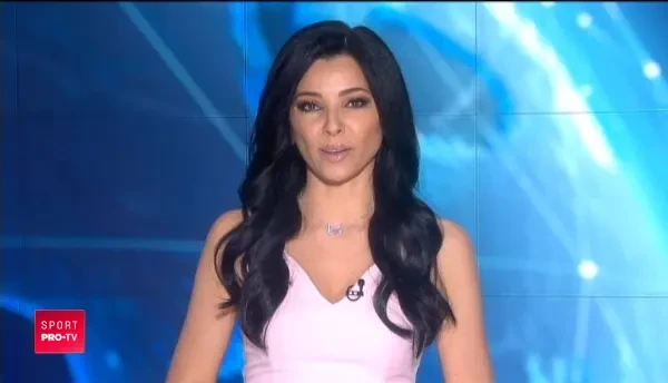 Mirel Radoi a susprins jurnalistii austriecii cu tactica sa! A venit cu o surpriza si i-a lasat pe amandoi pe banca, lucru care a fost destul de obraznic