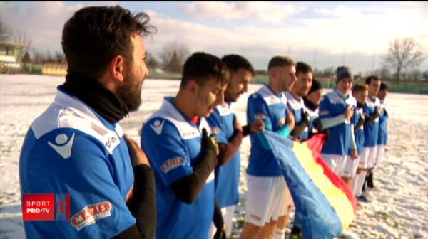 Va fi petrecere mare pe 1 decembrie la... 1 Decembrie! Jucatorii echipei din liga a cincea se bat cu pumnul in piept: Suntem cei mai patrioti!