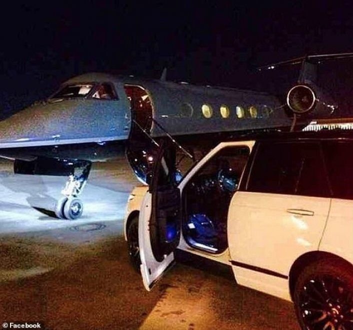 Incredibilul garaj al celui mai bogat traficant din istorie! Ce masini conducea El Chapo si pe ce mai 