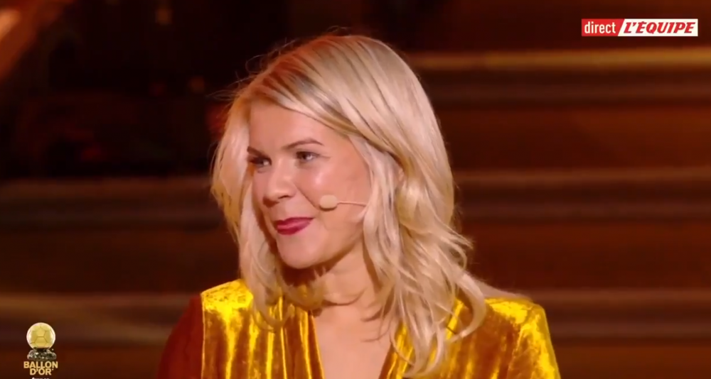 BALONUL DE AUR 2018 | Momentul uluitor care i-a lasat fara reactie pe cei prezenti! Ce i-a spus prezentatorul galei castigatoarei Ballon d'Or la feminin