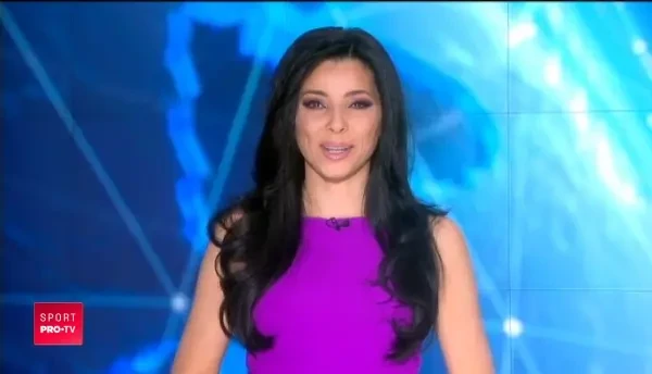 Morosanu a impartit cadouri copiilor de Mos Niculae! Gala de la Craiova e LIVE LA PRO TV pe 14 decembrie