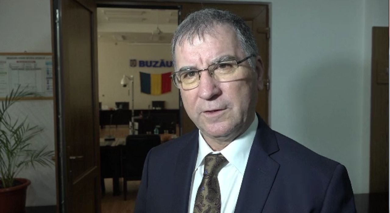 Presedintele FCSB a primit astazi titlul de cetatean de onoare al Buzaului si a plans de emotie: