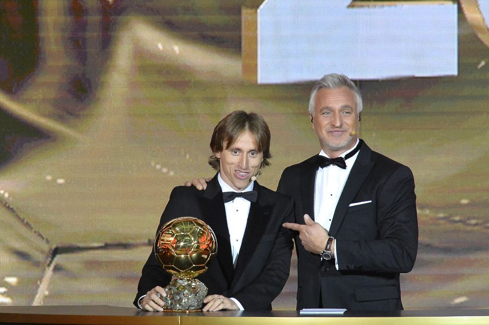 A luat prima de Craciun :) Cu ce suma uriasa s-a ales Modric dupa ce a castigat Balonul de Aur: avea clauza in contract!