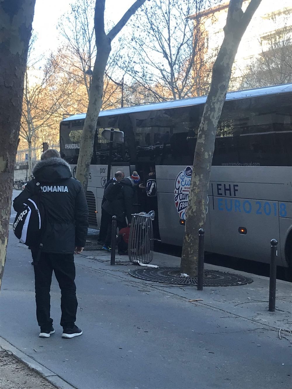 EXCLUSIV! Imagini DUREROASE: Cristina Neagu a ajuns in carje la Paris! Decizia luata de Ambros Martin. VIDEO_2