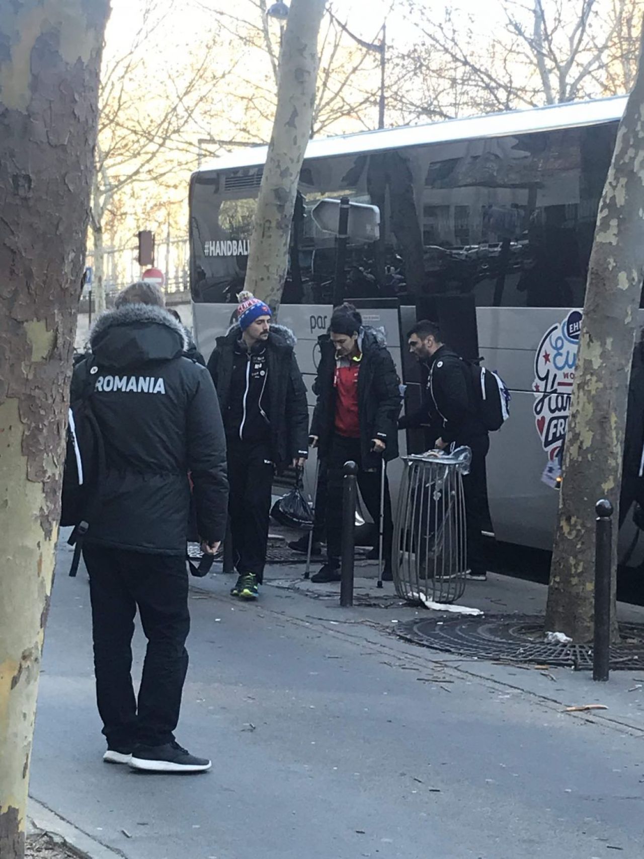 EXCLUSIV! Imagini DUREROASE: Cristina Neagu a ajuns in carje la Paris! Decizia luata de Ambros Martin. VIDEO_3