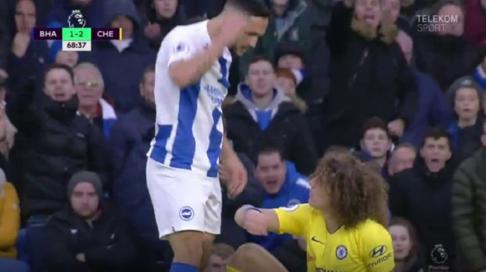 FOTO | Florin Andone a oferit imaginea zilei in Premier League! Si-a incordat muschii la David Luiz: cum s-a terminat faza
