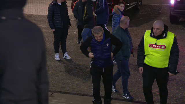 Cand ai ski la pranz si derby la 20! Becali a venit echipat de partie la derby-ul cu CFR. FOTO_4