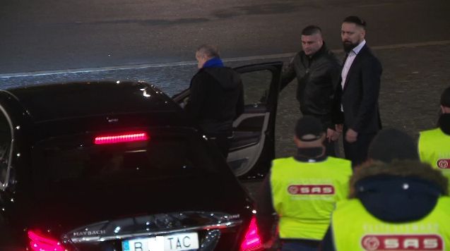 Gluma secolului! Ce numar de inmatriculare si-a pus Gigi Becali la Maybach :)_7