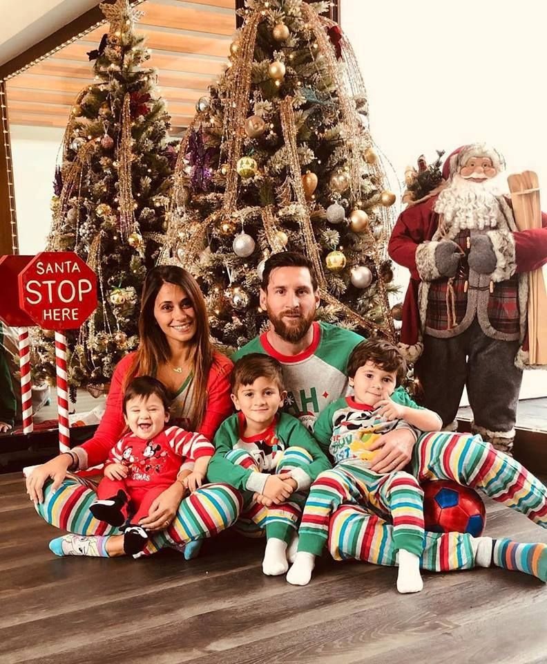 Cristiano Ronaldo si Lionel Messi, FOTOGRAFII LA INDIGO de Craciun! Cum petrec starurile fotbalului mondial sarbatorile | IMAGINI VIRALE