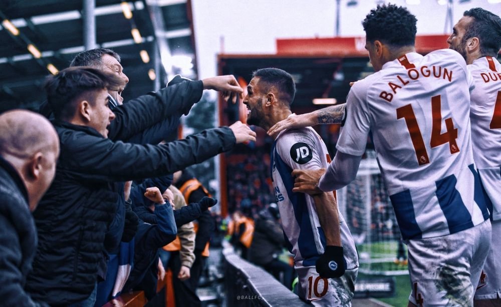 Primul mesaj al lui Andone dupa un nou gol pentru Brighton! Imaginea pe care a postat-o: Acum fix 4 ani s-a intamplat asta!