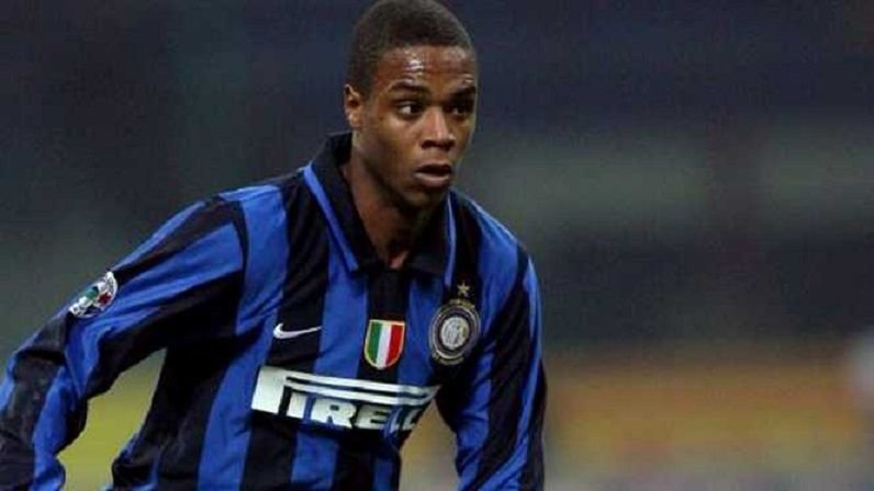 Echipa din Liga I care a dat lovitura cu PELE :) Un jucator care a trecut pe la Inter si Porto vine sa se bata cu Dinamo in Play Out