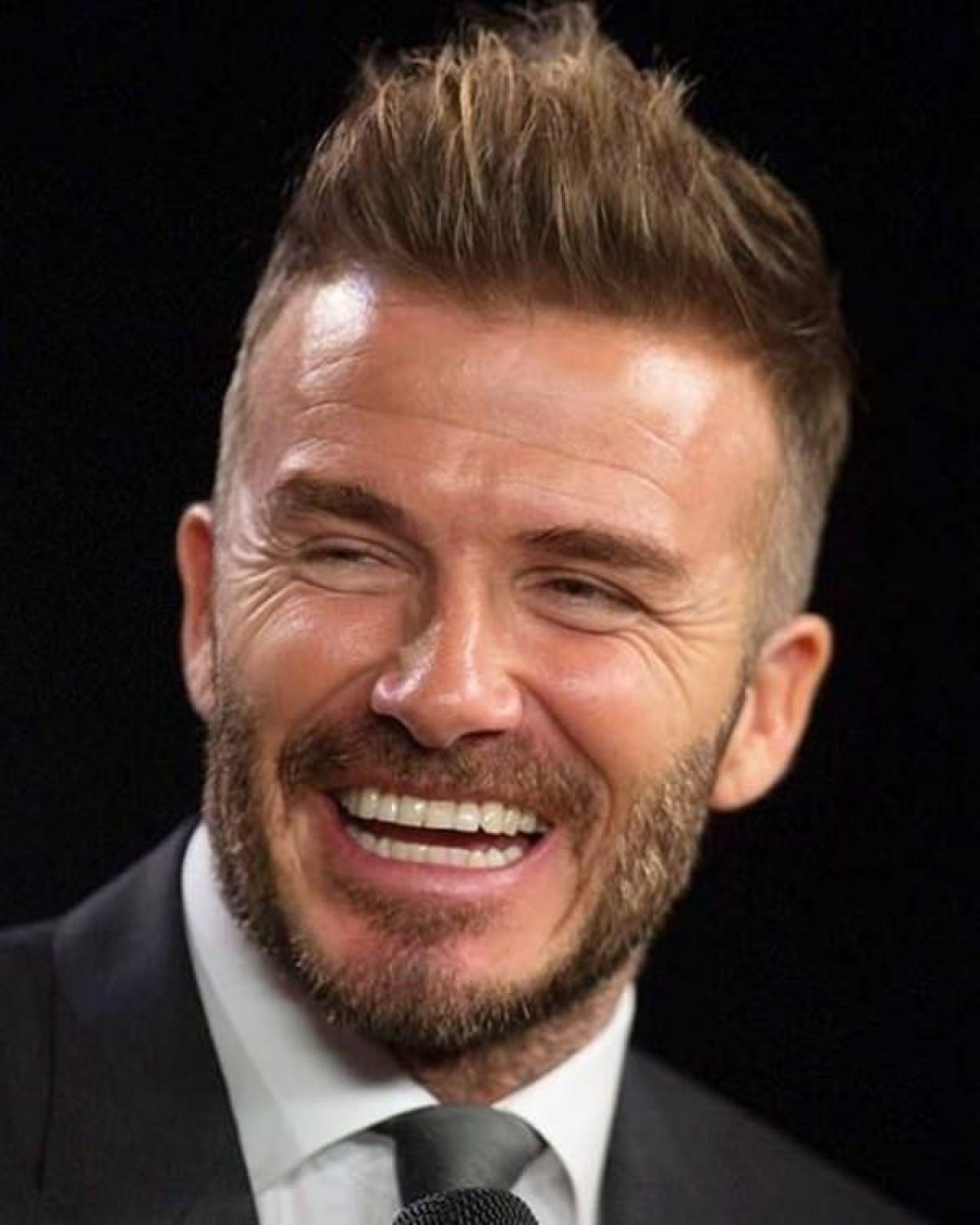 Transformare SOC pentru Beckham! Cum arata dupa ce si-a facut IMPLANT de par! Galerie FOTO_9