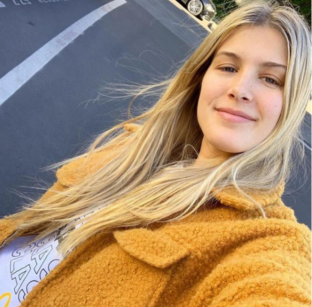 Bouchard cauta iubit: 