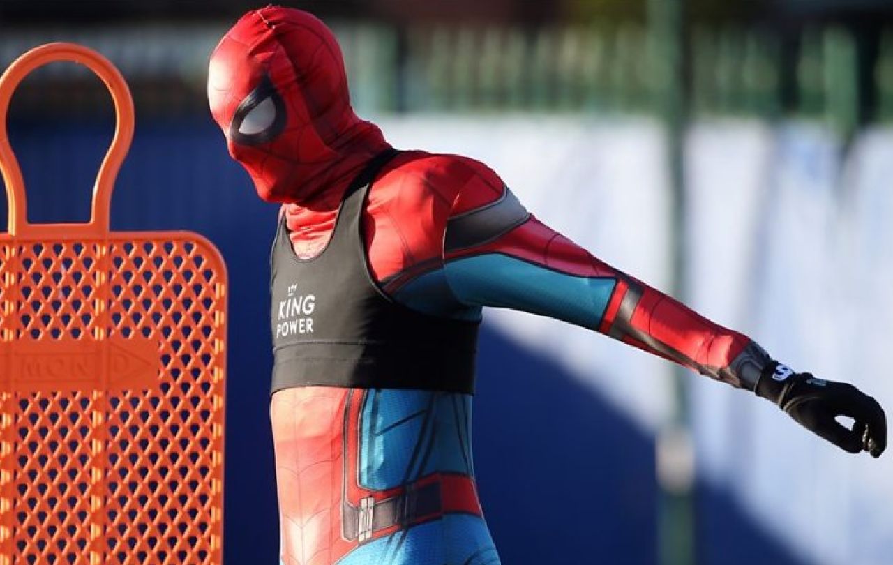 Campionul din Premier League care a aparut deghizat in Spiderman la antrenament: