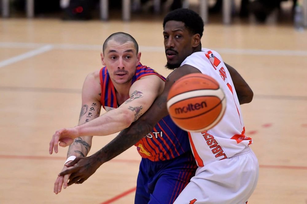 AICI LIVE: CSU GALATI vs STEAUA in Liga Nationala de Baschet!
