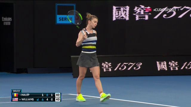 FOTO Halep si-a dat cu RACHETA in cap! Momente incredibile de tensiune in meciul cu Serena Williams_2