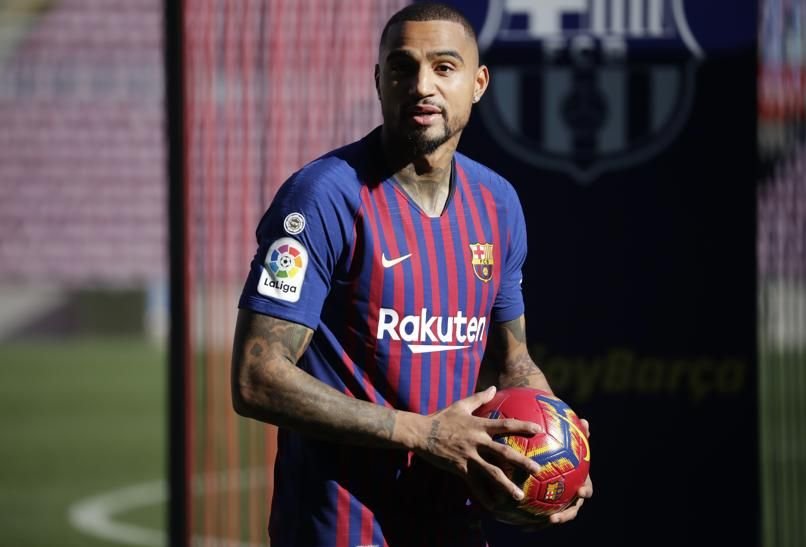 Kevin Prince Boateng, prezentat oficial de Barcelona! A preluat fostul numar al lui Messi si anunta: 