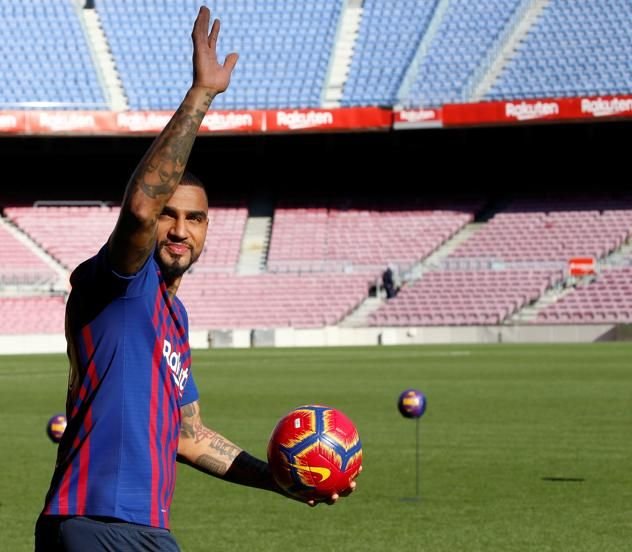 Kevin Prince Boateng, prezentat oficial de Barcelona! A preluat fostul numar al lui Messi si anunta: 