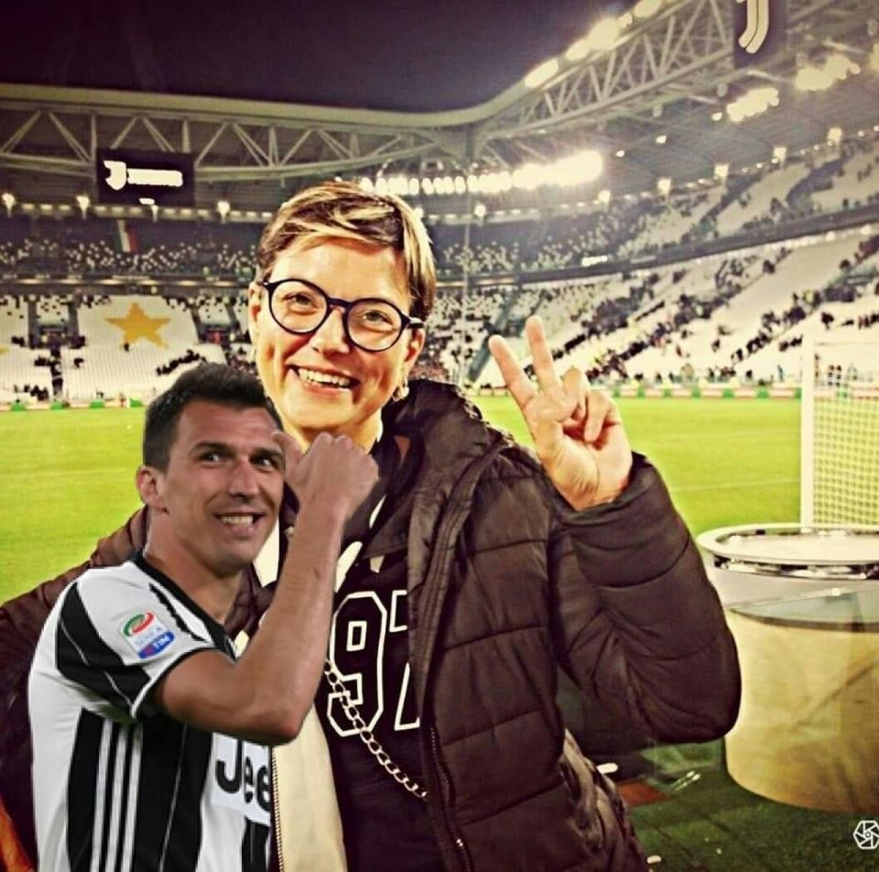 Cristiano Ronaldo i-a SPART NASUL unei femei: