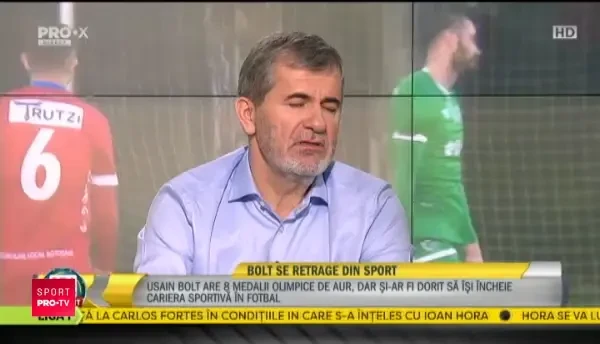 Spiritul ultras a ajuns si la Botosani :) Galeria s-a impartit in doua si ultrasii s-au certat intre ei