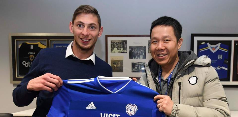 Au apucat sa urce pe barca de salvare! Noi informatii despre disparitia lui Emiliano Sala. Cine i-a pus avionul la dispozitie