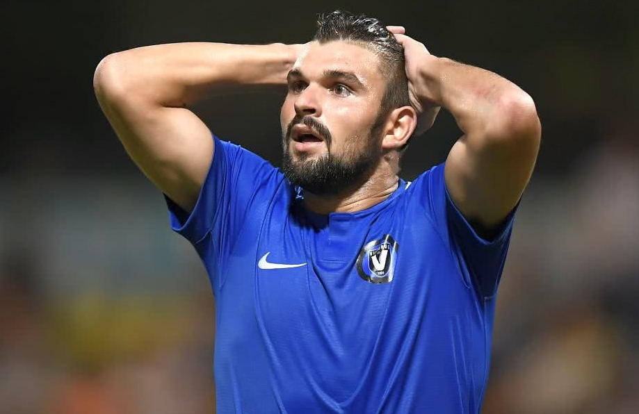 Surpriza TOTALA! Vodut PLEACA din Romania. A semnat cu o echipa de LEGENDA