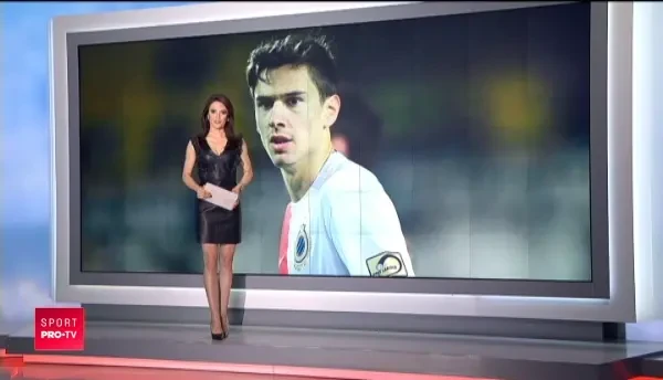 A fost sau NU penalty?! Mingea l-a lovit in mana pe capitanul Islandei, regulamentul e clar! Primul meci cu VAR din ISTORIA nationalei: inca un hent in careu in minutul 26