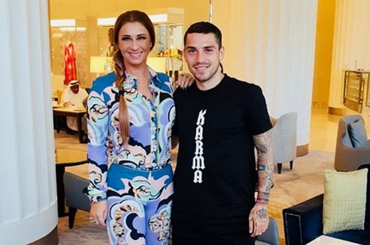 Sa vina banii, sa vina banii, sa vina banii la baieti! :) Stanciu, asteptat de Reghecampf si Ana Maria Prodan la Dubai_3