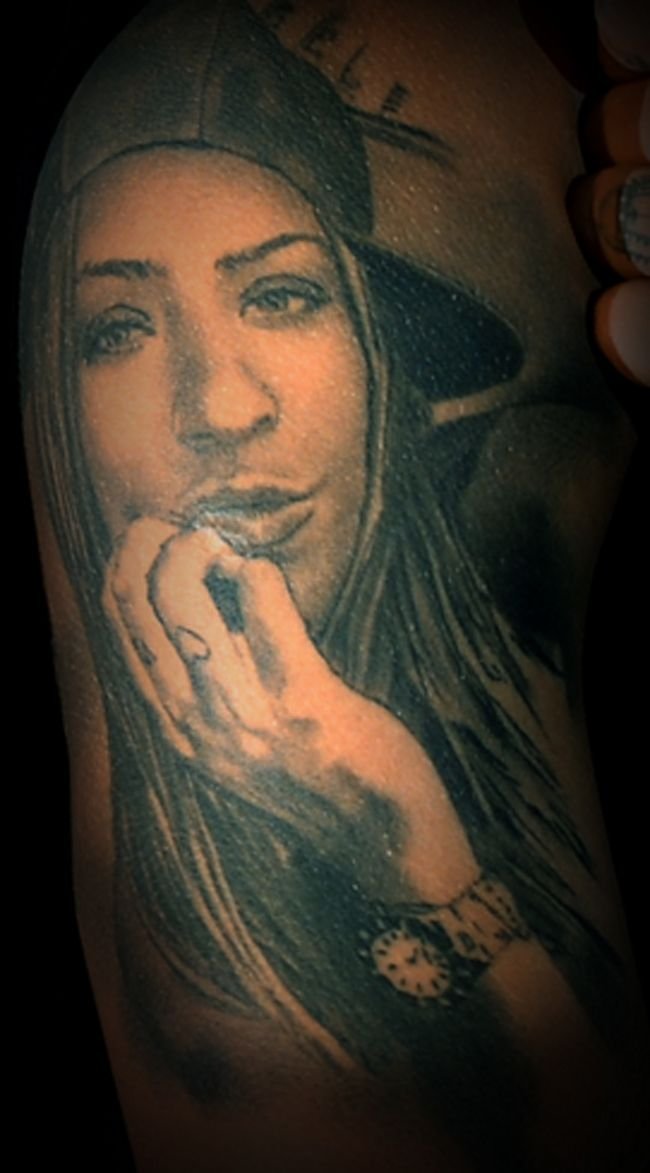 O noua accidentare, un nou tatuaj! Neymar si-a facut un desen IMENS cu supereroi pe spate! FOTO_11