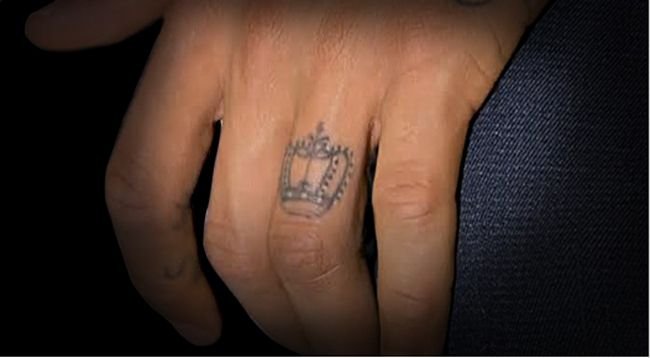 O noua accidentare, un nou tatuaj! Neymar si-a facut un desen IMENS cu supereroi pe spate! FOTO_18