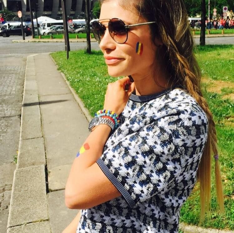 Multi o considera cea mai SEXY sotie de fotbalist roman! Antoaneta i-a dat o veste uriasa lui Tatarusanu: va fi din nou tata! FOTO_10