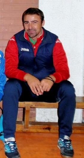 In 2006 juca pentru Steaua cu Real Madrid, acum are 40 de ani si inca mai e fotbalist profesionist! Unde joaca