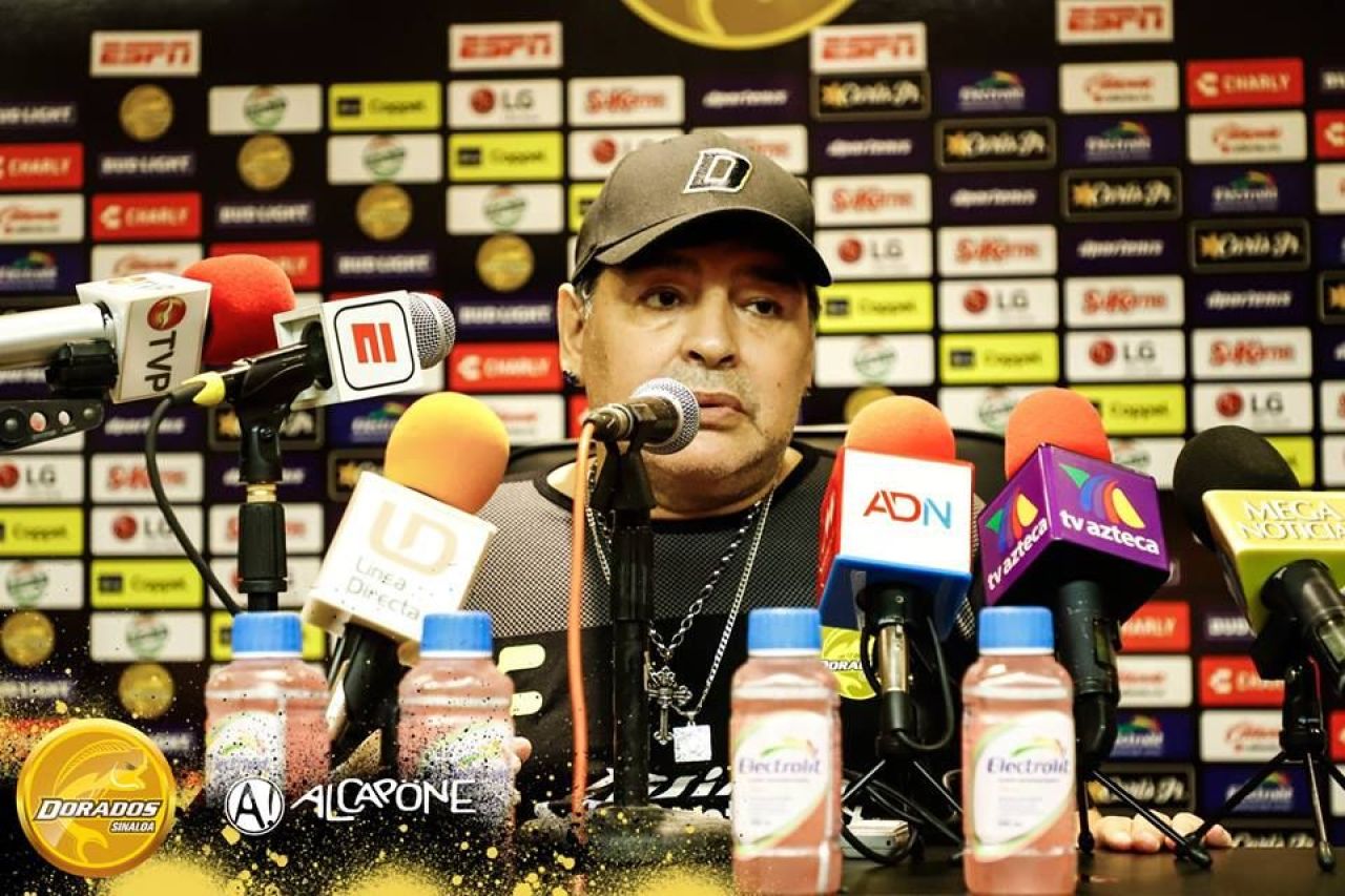 E praf! Maradona si-a dus echipa aproape de retrogradarea in Liga a 3-a_1