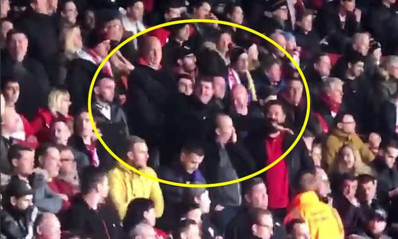 EMILIANO SALA | INCREDIBIL ce s-a intamplat la meciul lui Cardiff! Doi fani au fost arestati! Ce gesturi au putut sa faca!_2